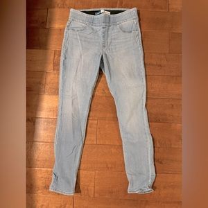 Old Navy Mid-Rise Rockstar Super Skinny Jeggings